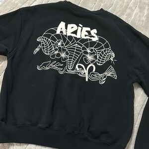 Good American Black sweater